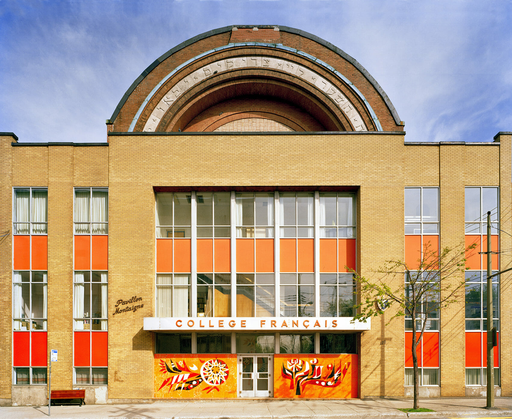 The former B'Nai Jacob Synagogue, now College Francais, Fairmount West, Montreal, 2000
