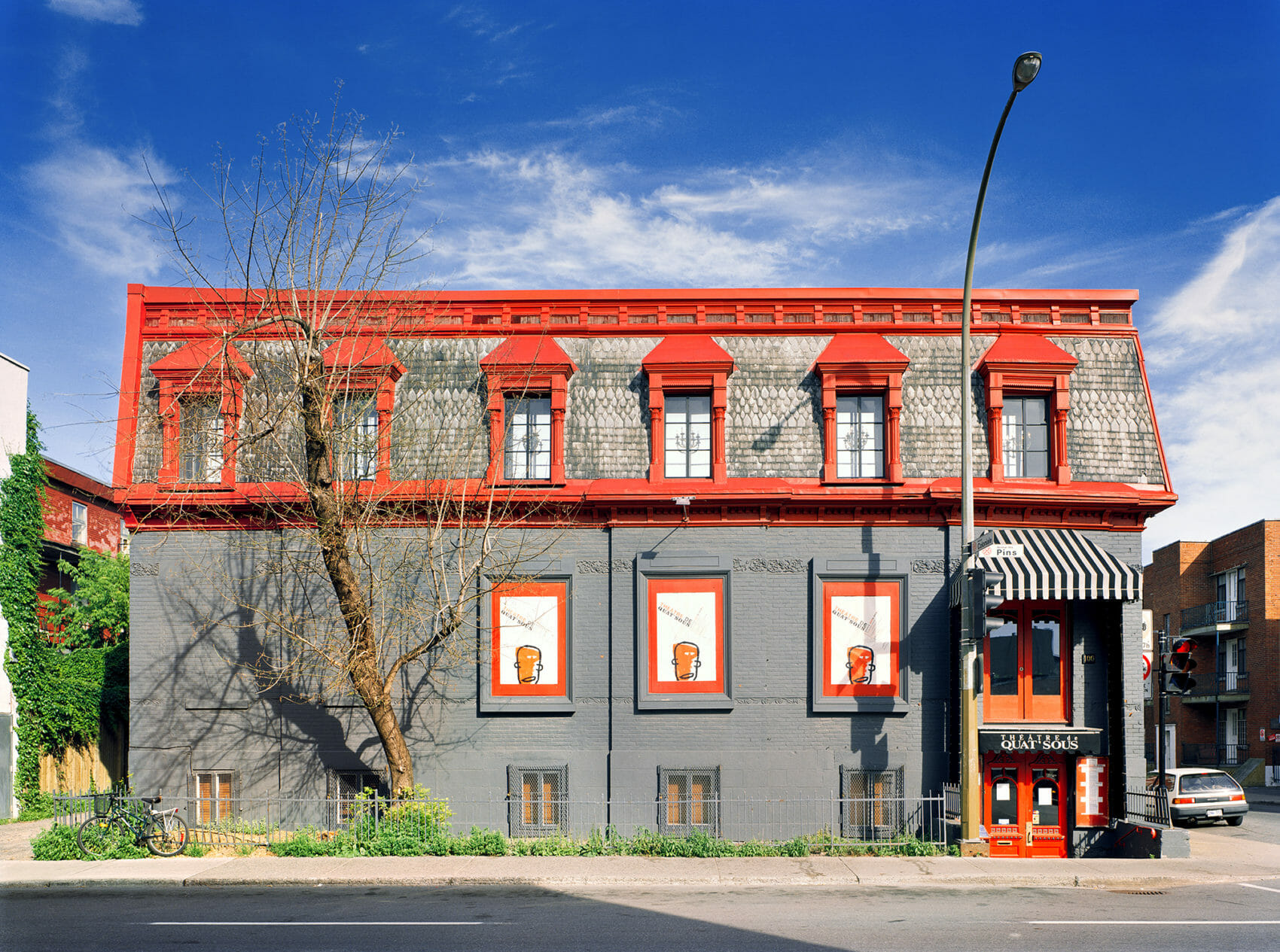 Former Nusach Ha'ari Synagogue, Pine Avenue East, Montreal 2000